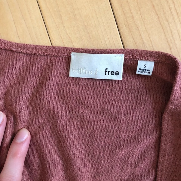 ❤️🔥Aritzia Crossover Bodysuit❤️🔥 - Picture 7 of 7